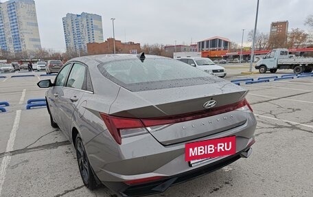 Hyundai Elantra, 2021 год, 2 380 000 рублей, 4 фотография