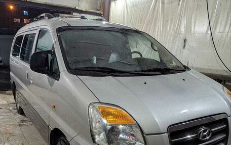 Hyundai Starex I рестайлинг, 2007 год, 1 100 000 рублей, 1 фотография