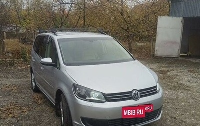 Volkswagen Touran III, 2014 год, 1 800 000 рублей, 1 фотография