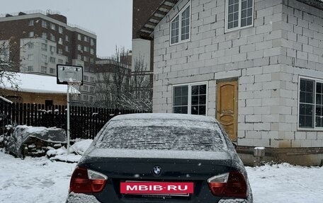 BMW 3 серия, 2005 год, 900 000 рублей, 3 фотография