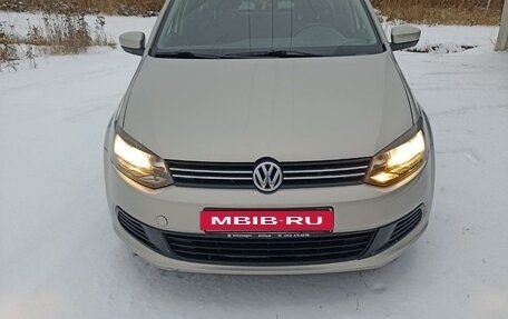 Volkswagen Polo VI (EU Market), 2012 год, 940 000 рублей, 16 фотография