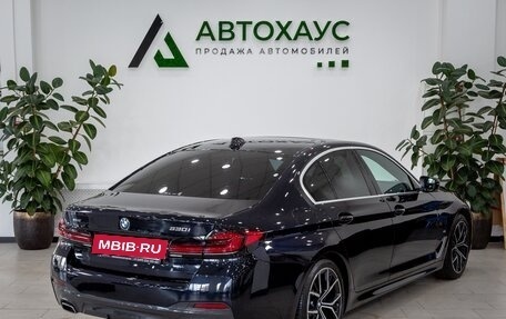 BMW 5 серия, 2022 год, 8 200 000 рублей, 4 фотография