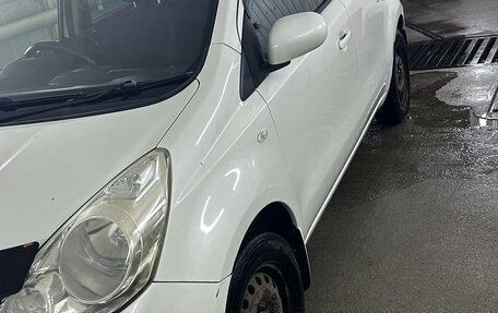 Nissan Note II рестайлинг, 2010 год, 630 000 рублей, 3 фотография