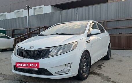 KIA Rio III рестайлинг, 2013 год, 2 фотография