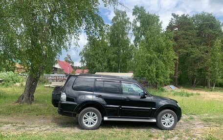 Mitsubishi Pajero IV, 2015 год, 3 300 000 рублей, 11 фотография