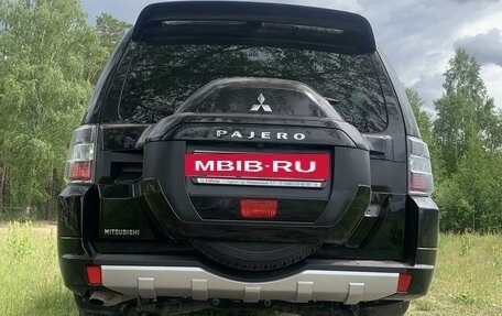 Mitsubishi Pajero IV, 2015 год, 3 300 000 рублей, 9 фотография