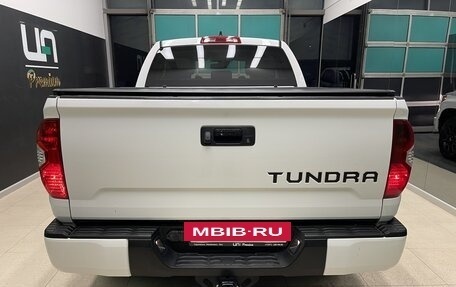 Toyota Tundra II, 2021 год, 6 800 000 рублей, 5 фотография