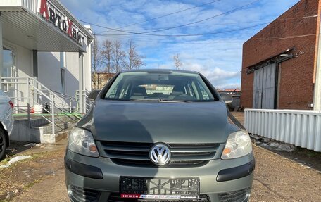 Volkswagen Golf Plus I, 2007 год, 849 000 рублей, 2 фотография