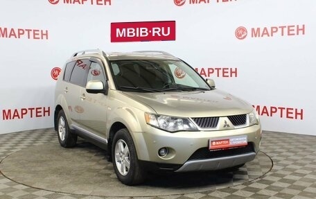 Mitsubishi Outlander III рестайлинг 3, 2007 год, 972 000 рублей, 3 фотография