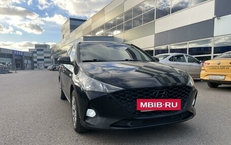 Hyundai Solaris II рестайлинг, 2020 год, 1 780 000 рублей, 10 фотография