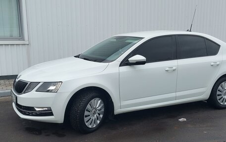 Skoda Octavia, 2020 год, 2 100 000 рублей, 15 фотография