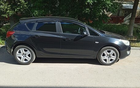 Opel Astra J, 2011 год, 750 000 рублей, 5 фотография