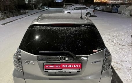 Honda Fit Shuttle I рестайлинг, 2012 год, 970 000 рублей, 2 фотография