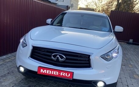 Infiniti FX II, 2012 год, 2 650 000 рублей, 1 фотография