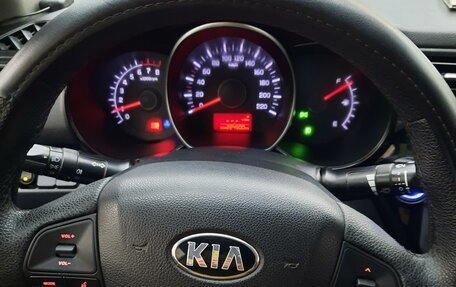 KIA Rio III рестайлинг, 2013 год, 850 000 рублей, 4 фотография