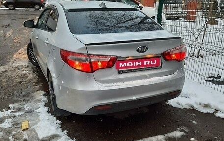 KIA Rio III рестайлинг, 2013 год, 850 000 рублей, 3 фотография