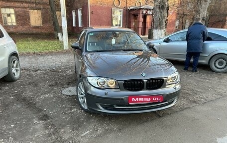 BMW 1 серия, 2007 год, 830 000 рублей, 1 фотография