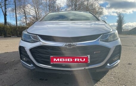 Chevrolet Cruze II, 2019 год, 1 800 000 рублей, 3 фотография