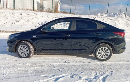 Hyundai Solaris II рестайлинг, 2021 год, 1 580 000 рублей, 3 фотография