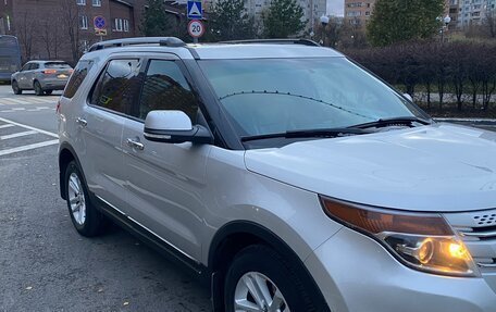 Ford Explorer VI, 2014 год, 1 950 000 рублей, 2 фотография