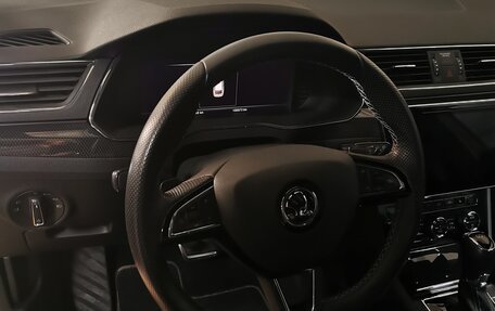 Skoda Superb III рестайлинг, 2019 год, 3 600 000 рублей, 7 фотография