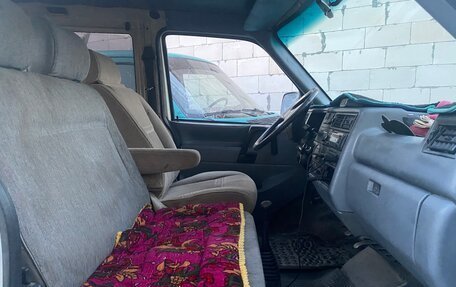 Volkswagen Transporter T4, 1990 год, 320 000 рублей, 9 фотография