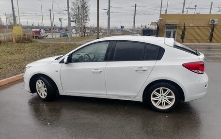 Chevrolet Cruze II, 2013 год, 870 000 рублей, 4 фотография