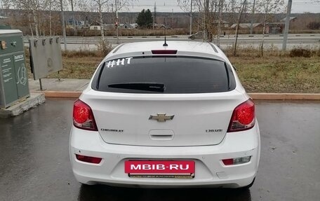 Chevrolet Cruze II, 2013 год, 870 000 рублей, 3 фотография