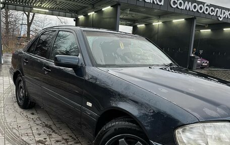 Mercedes-Benz C-Класс, 1996 год, 610 000 рублей, 1 фотография