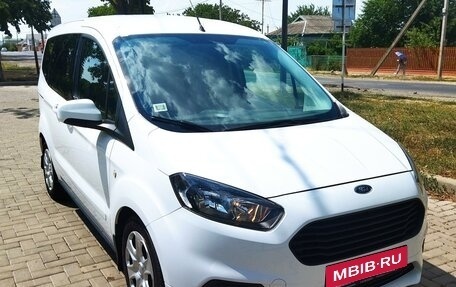 Ford Tourneo Courier I рестайлинг, 2019 год, 1 645 000 рублей, 1 фотография