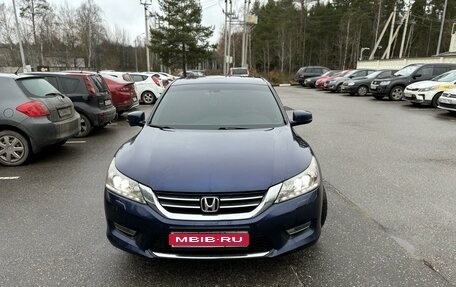 Honda Accord IX рестайлинг, 2013 год, 1 800 000 рублей, 1 фотография