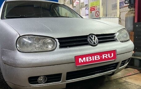 Volkswagen Golf IV, 1998 год, 330 000 рублей, 1 фотография