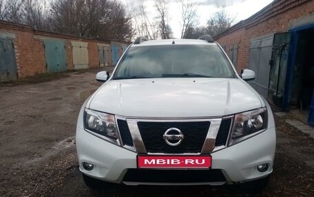 Nissan Terrano III, 2015 год, 1 290 000 рублей, 1 фотография