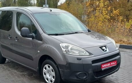 Peugeot Partner II рестайлинг 2, 2010 год, 630 000 рублей, 1 фотография