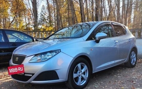 SEAT Ibiza IV рестайлинг 2, 2010 год, 545 000 рублей, 2 фотография