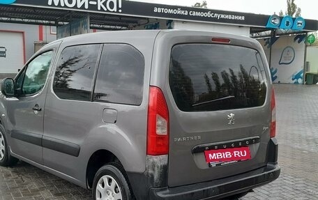 Peugeot Partner II рестайлинг 2, 2010 год, 630 000 рублей, 6 фотография