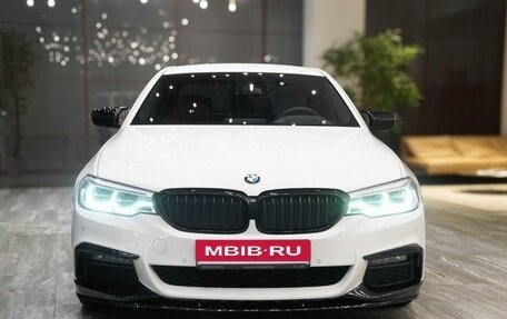 BMW 5 серия, 2019 год, 4 950 000 рублей, 2 фотография