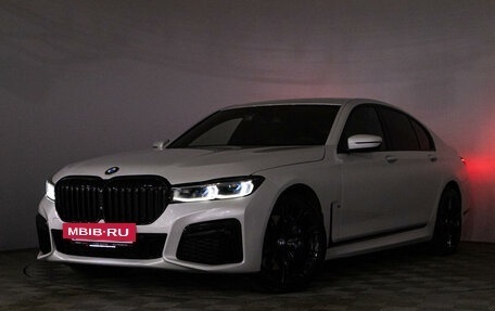 BMW 7 серия, 2017 год, 3 500 000 рублей, 32 фотография