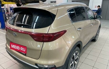 KIA Sportage IV рестайлинг, 2019 год, 2 297 000 рублей, 6 фотография