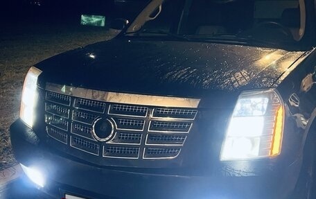 Cadillac Escalade III, 2008 год, 1 370 000 рублей, 4 фотография