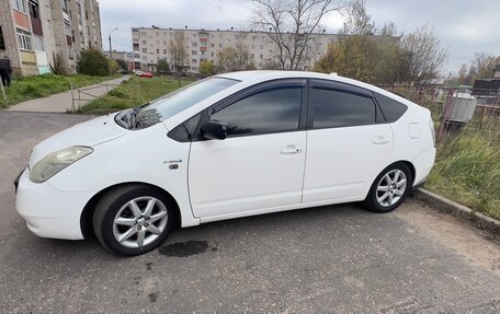 Toyota Prius, 2008 год, 850 000 рублей, 2 фотография