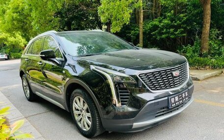 Cadillac XT4 I, 2020 год, 2 300 000 рублей, 2 фотография