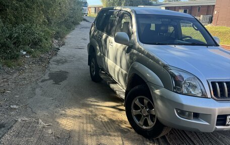 Toyota Land Cruiser Prado 120 рестайлинг, 2007 год, 2 050 000 рублей, 2 фотография