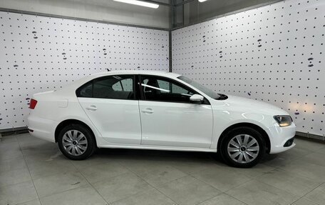 Volkswagen Jetta VI, 2012 год, 1 155 000 рублей, 5 фотография