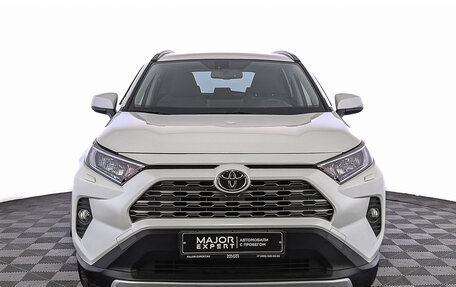 Toyota RAV4, 2021 год, 3 645 000 рублей, 2 фотография