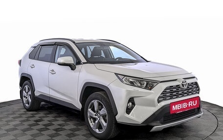 Toyota RAV4, 2021 год, 3 645 000 рублей, 3 фотография