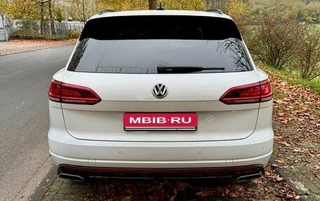 Volkswagen Touareg III, 2019 год, 8 200 000 рублей, 7 фотография