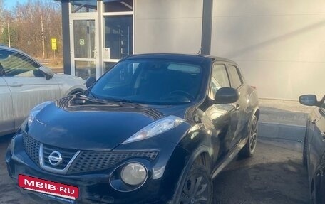 Nissan Juke II, 2014 год, 960 000 рублей, 2 фотография