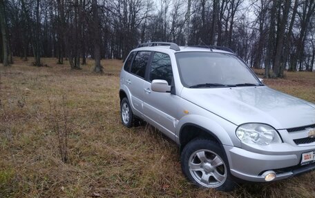 Chevrolet Niva I рестайлинг, 2010 год, 579 000 рублей, 7 фотография