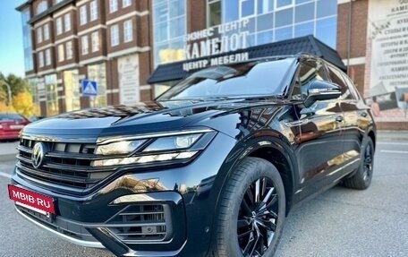 Volkswagen Touareg III, 2019 год, 8 600 000 рублей, 3 фотография